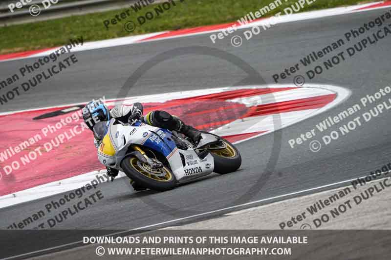 cadwell no limits trackday;cadwell park;cadwell park photographs;cadwell trackday photographs;enduro digital images;event digital images;eventdigitalimages;navarra;no limits trackdays;peter wileman photography;racing digital images;trackday digital images;trackday photos